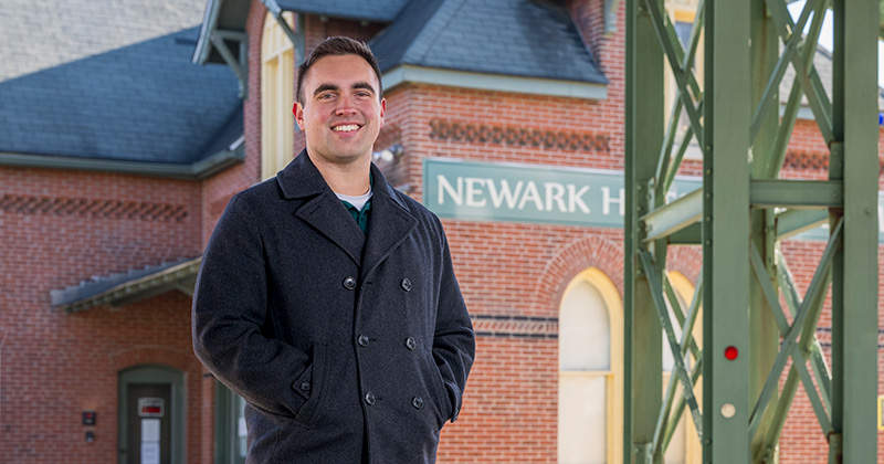 Jeffrey Martindale standing in front of the Newark History Museum.