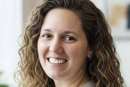 Headshot of Ashely Parker